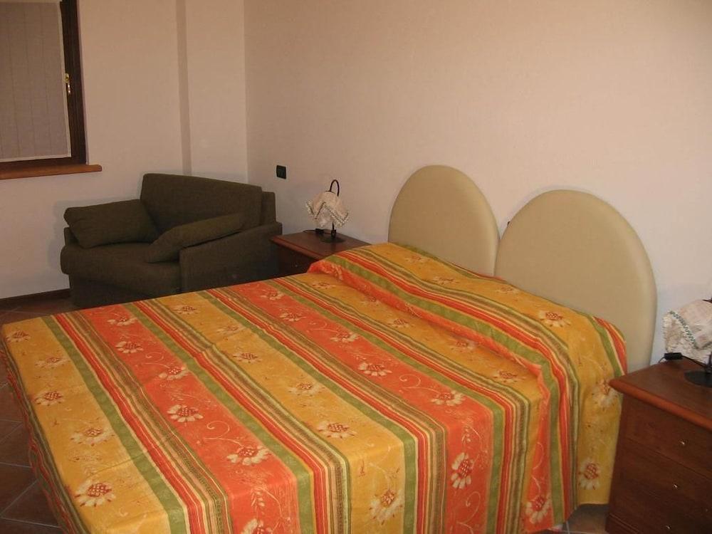 Residence Aquila Брюссон Экстерьер фото